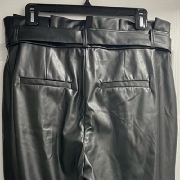 Vero Moda | Faux Leather Pants - Picture 3 of 5